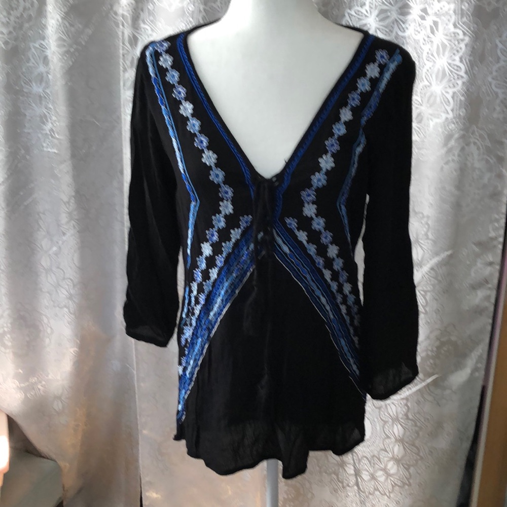 Wayan Boho Hippie Gypsy Embroidered Navy Top Medium